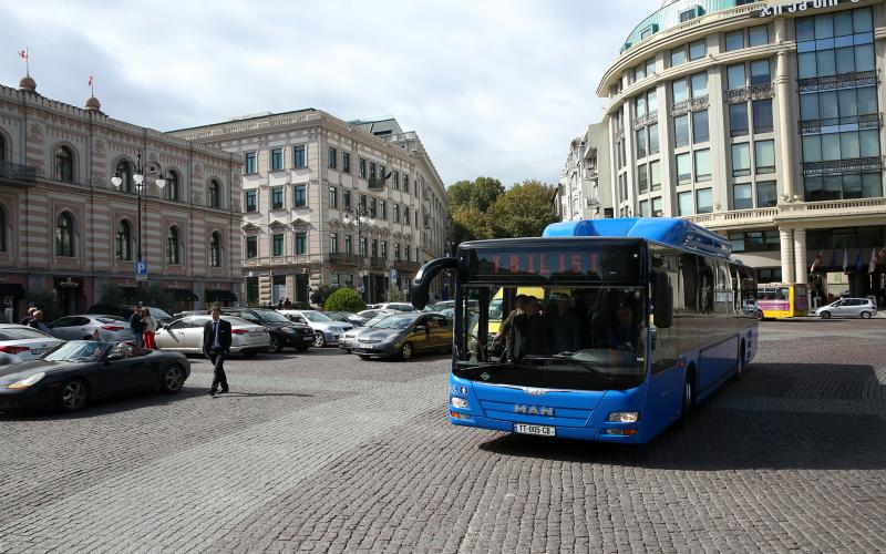 CNG autobusy MAN v Tbilisi