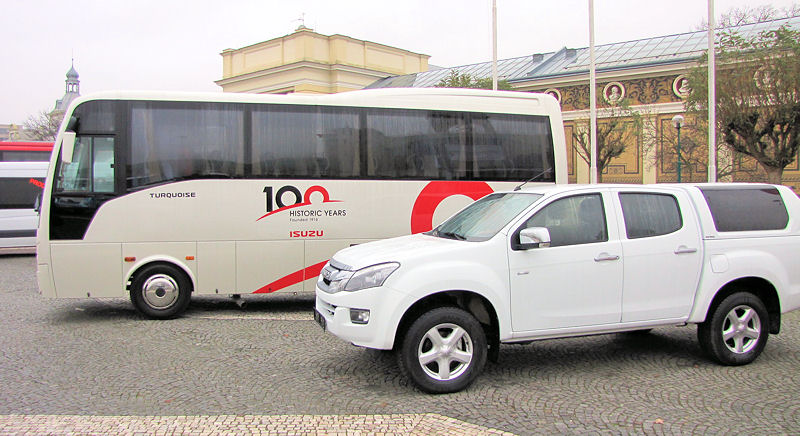 TURANCAR CZ na Czechbusu s ISUZU VISIGO v nejnovější verzi