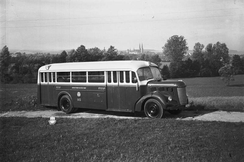 Od kočárů k autobusům ...