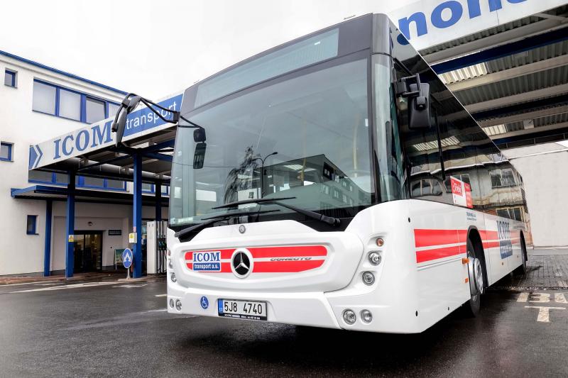 Autobusy Mercedes-Benz Conecto a Mercedes-Benz Sprinter v Třebíči