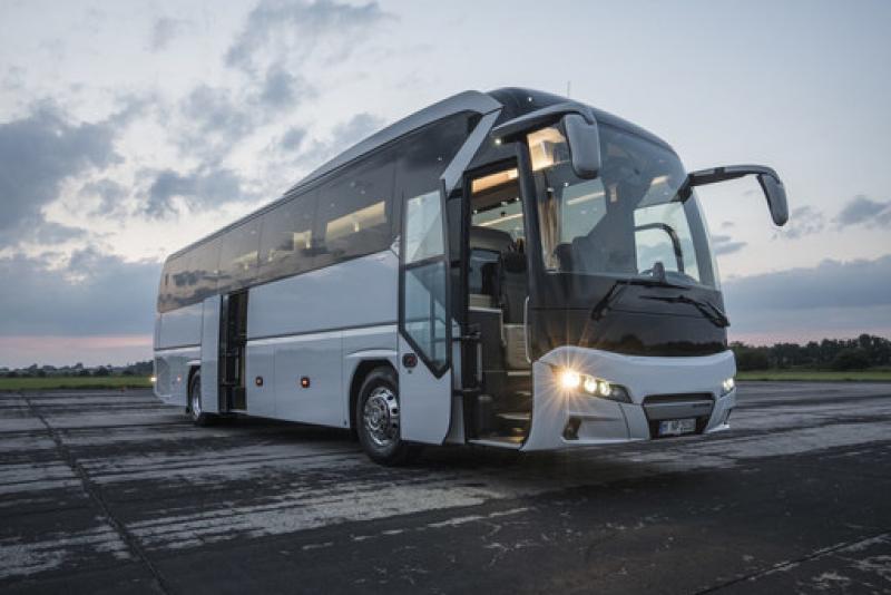 NEOPLAN Tourliner je v rámci evropské Roadshow v Praze