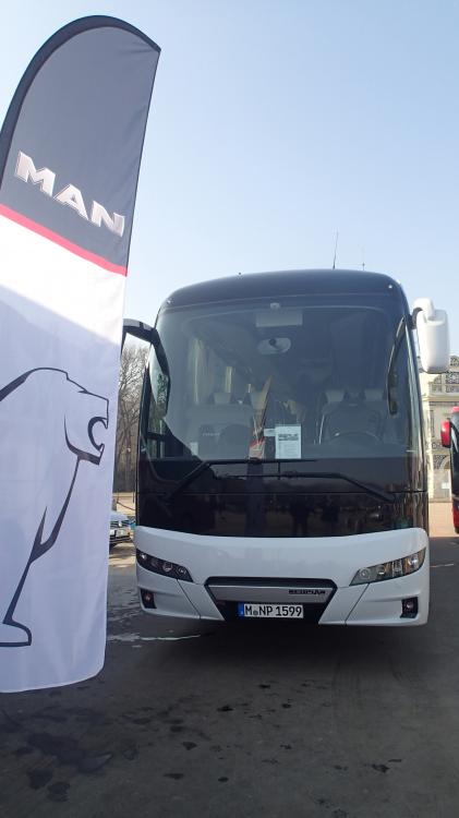 NEOPLAN Tourliner je v rámci evropské Roadshow v Praze