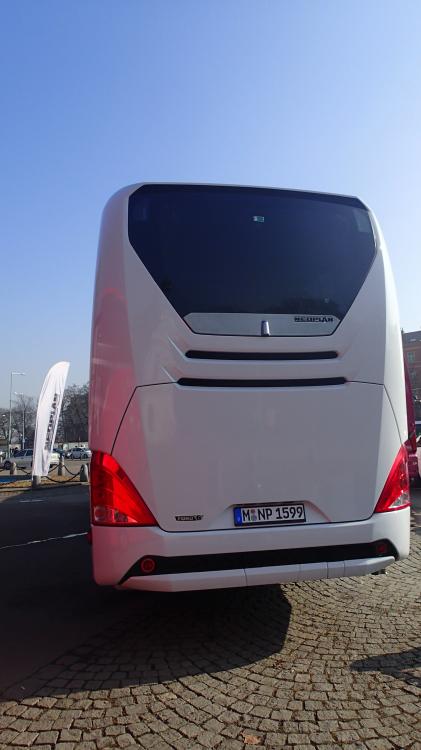 NEOPLAN Tourliner je v rámci evropské Roadshow v Praze