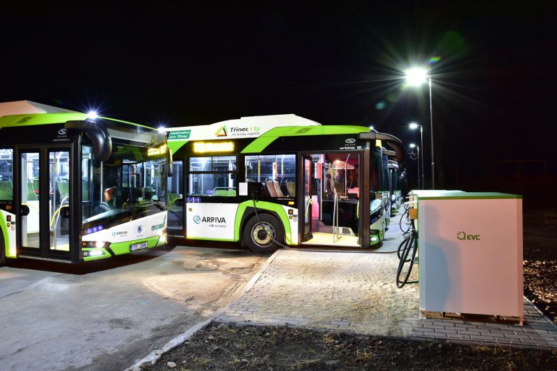 Třinec má 10 nových elektrobusů, je lídrem městské elektromobility v ČR