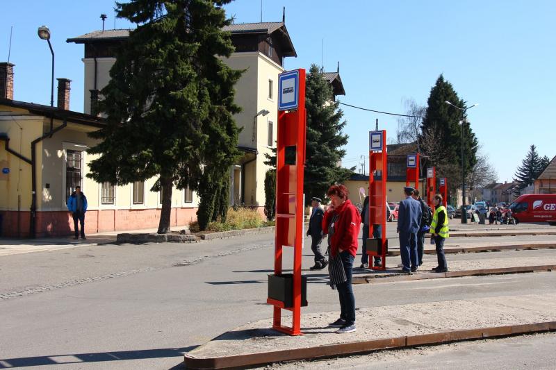 Pražská integrovaná doprava se rozšířila na východ od Prahy