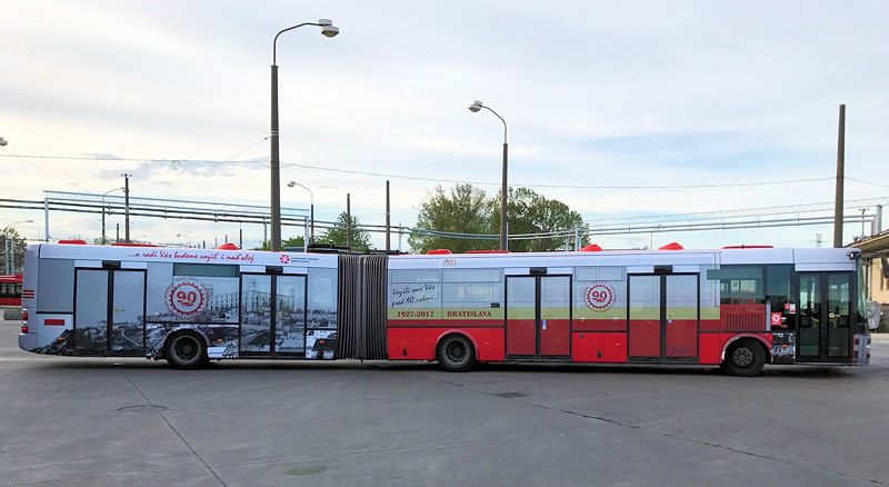 Bratislava slaví 90 let městské autobusové dopravy