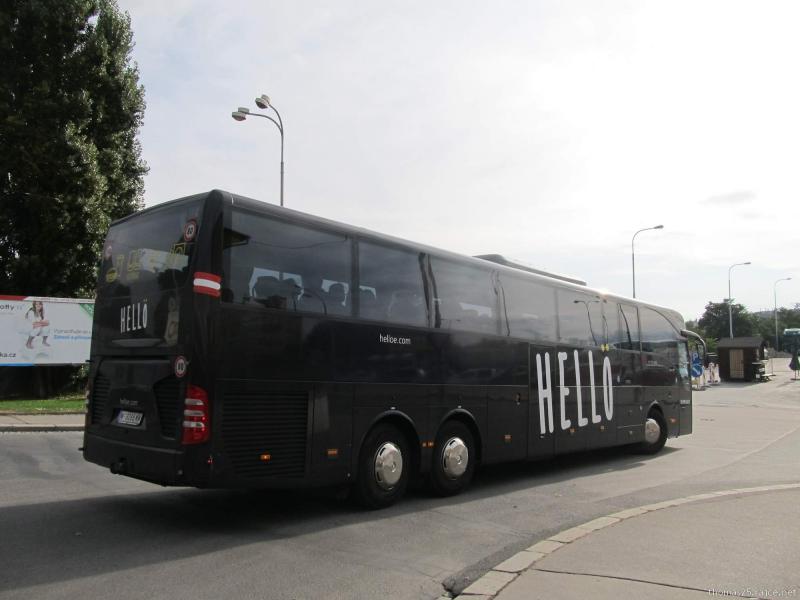 FlixBus se rozrůstá, získává rakouského dopravce HELLÖ