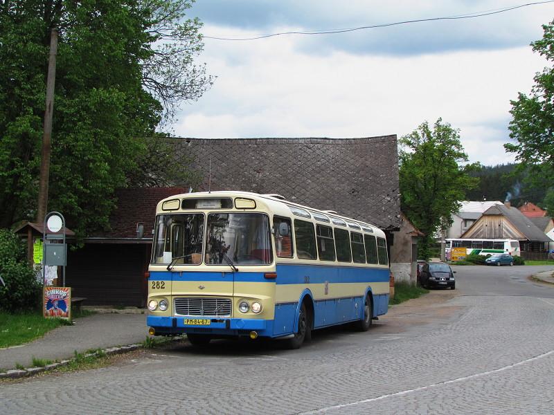 Strašické Muzeum dopravy zve na noční prohlídky