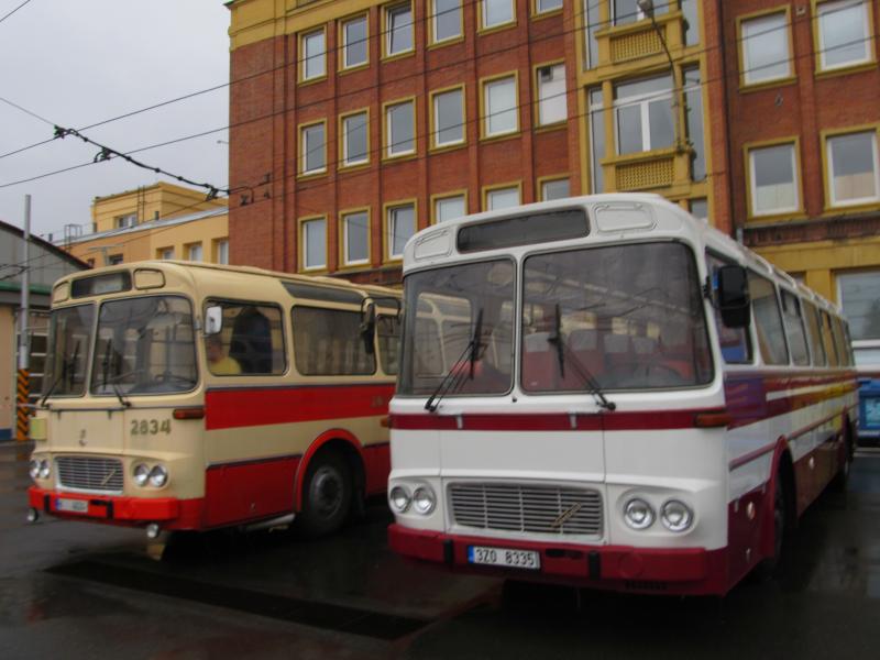 Zlínská historická i nová vozidla na Dni otevřených dveří