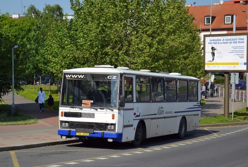 Výletními retro busy po krásách Čech