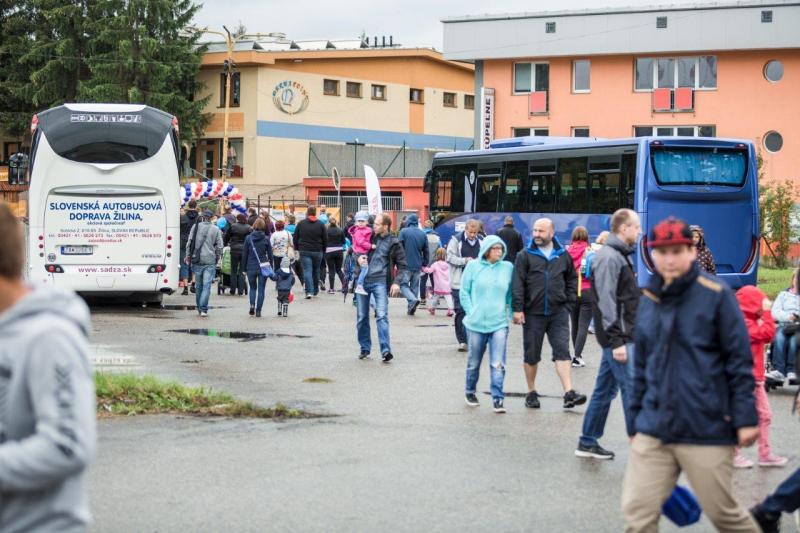 Slovenská Žilina se bavila autobusy