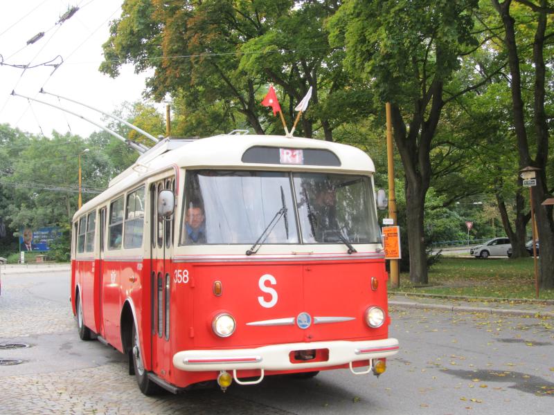 Fotoreportáž ze Dne otevřených dveří v Dopravním podniku města Jihlavy