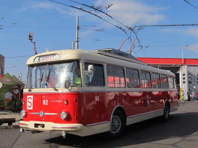 Trolejbusy jezdí v Opavě už 65 let