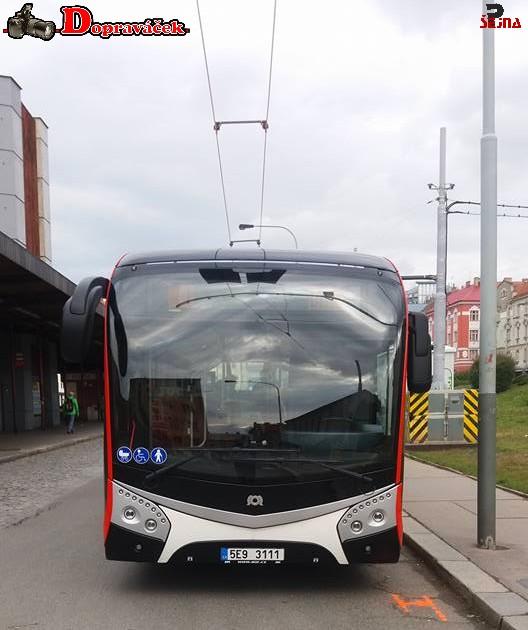 V Praze zahájí zkušební provoz elektrobus s dynamickým dobíjením