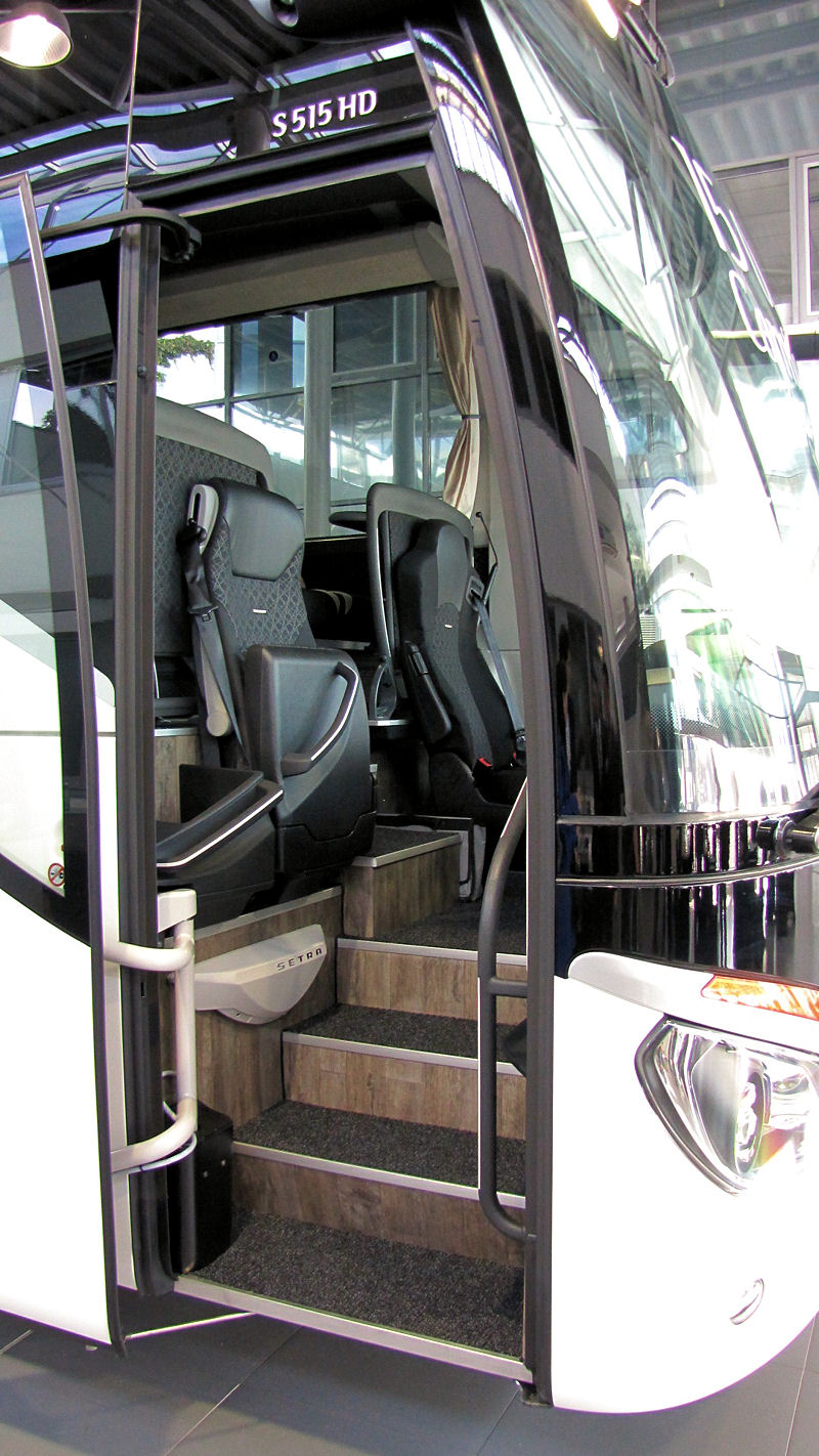 15-tisící a dohromady 60 autobusů Setra pro SAD Prievidza