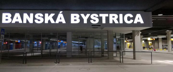 Moderní dopravní terminál v Banské Bystrici s vybavením od české firmy Herman