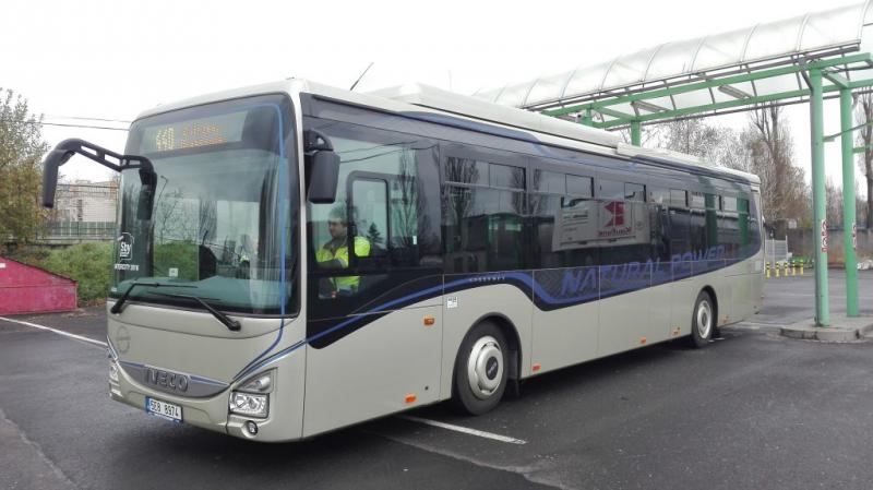 Nový Iveco Crossway Natural Power jako první testovali na Ostravsku