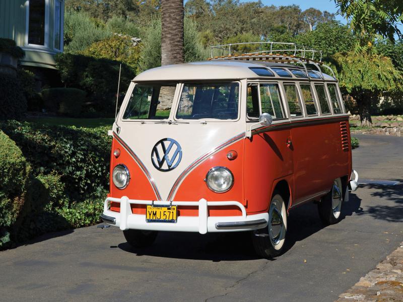 Legendární minibus Volkswagen z roku 1960 byl prodán za cenu Porsche 911
