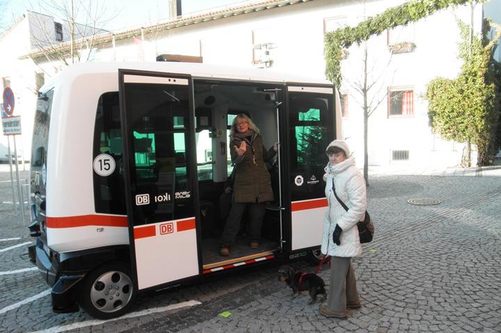 Doporučujeme: Odpoledne s autonomním minibusem v Bad Birnbachu