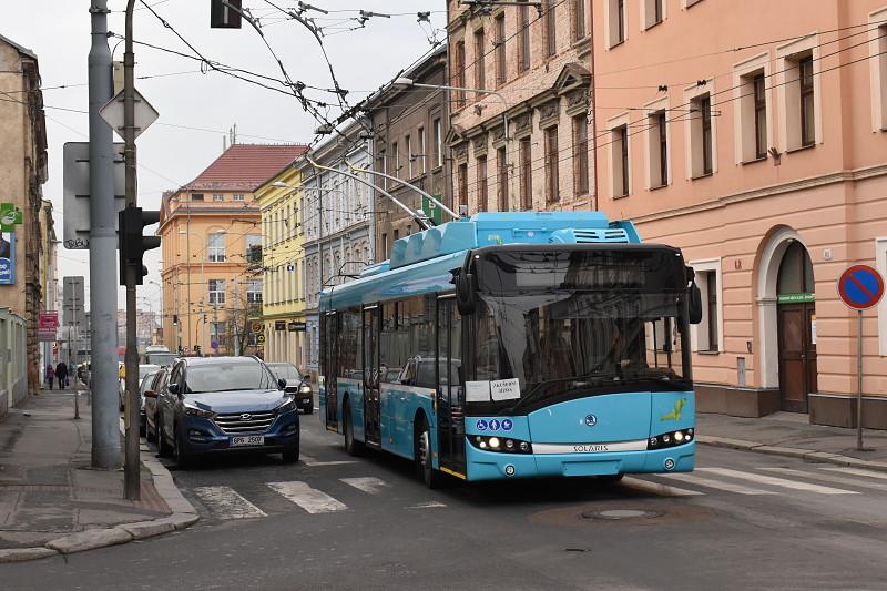 Testování škodováckých trolejbusů v prosinci 2017