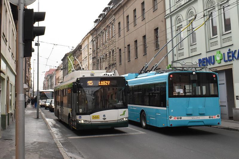 Testování škodováckých trolejbusů v prosinci 2017