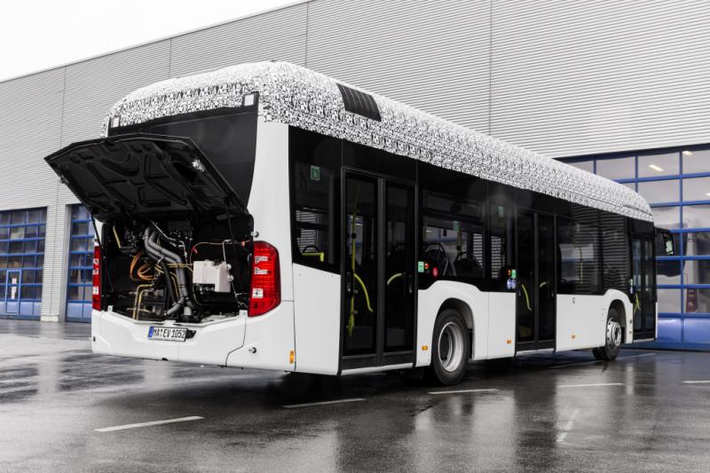 Mercedes-Benz Citaro s plně elektrickým pohonem přijíždí