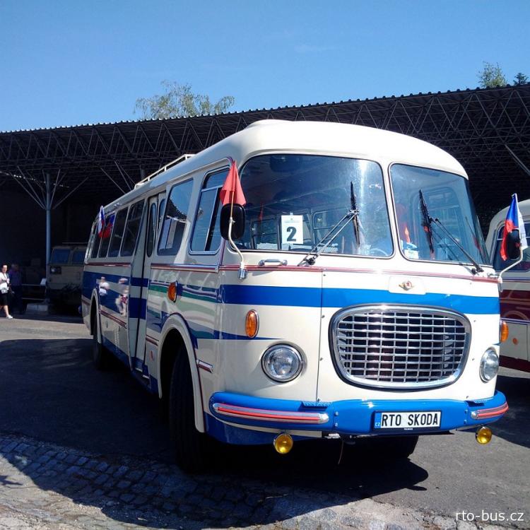 V Lešanech proběhl 19. sraz Klubu historických autobusů