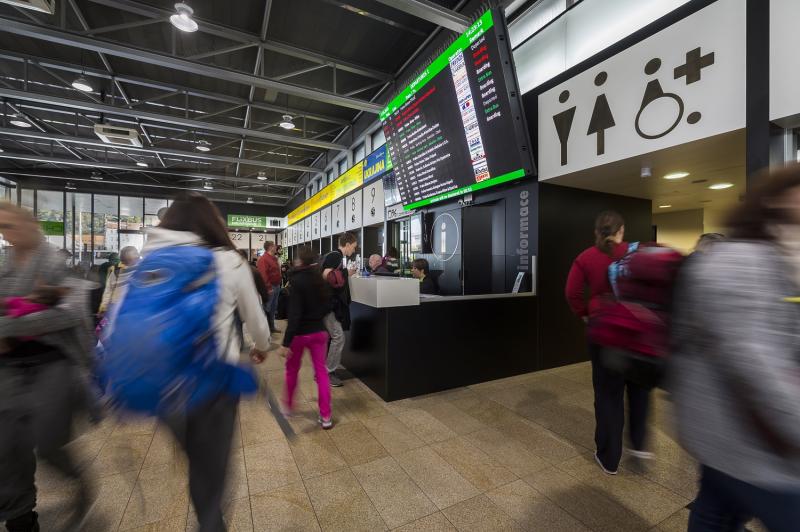 Ústřední autobusové nádraží Praha Florenc slaví 70 let