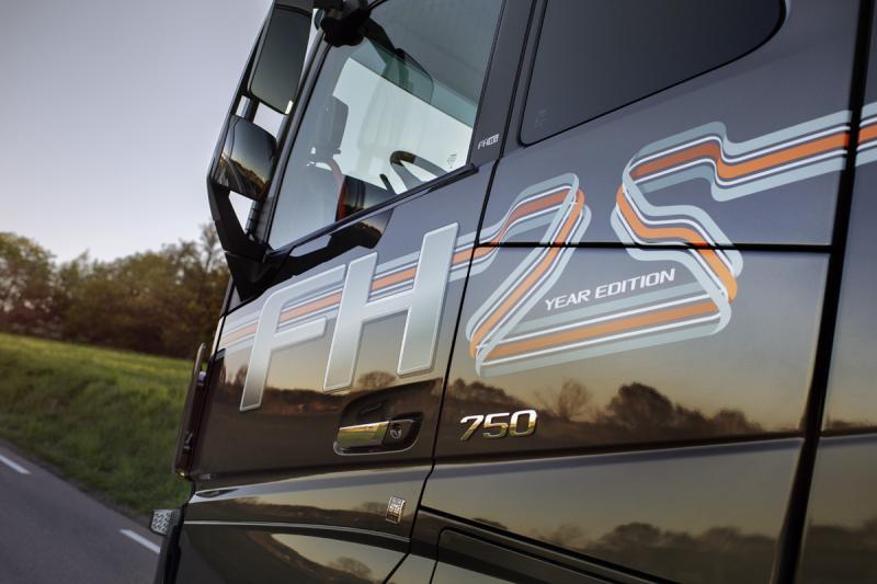 Speciální edice Volvo FH k 25. výročí