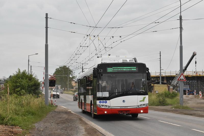 Zkušební jízdy trolejbusů ze Škody Electric