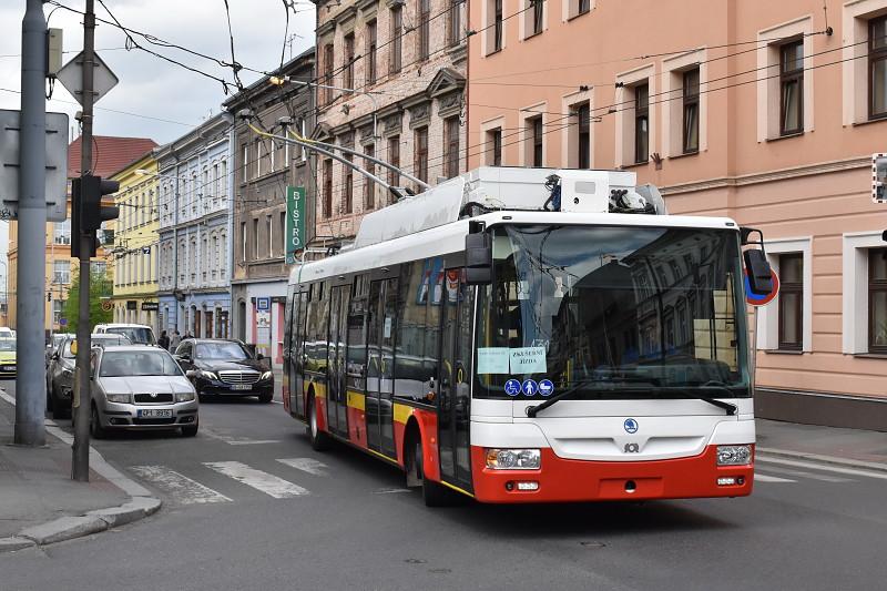 Zkušební jízdy trolejbusů ze Škody Electric