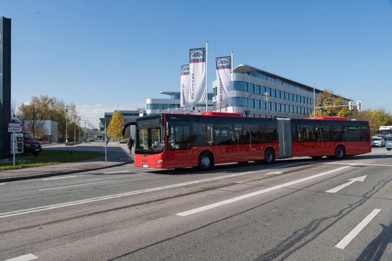 MAN získal rekordní zákazku: 1 000 autobusů pro Deutsche Bahn