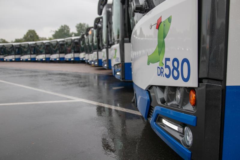 Krakov má dalších 38 nových kloubových autobusů Solaris
