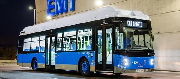 Mercedes a Scania vyhrály tendr na 460 CNG autobusů do Madridu