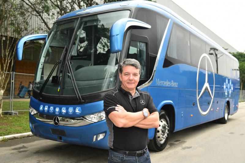 Stovky autobusů s hvězdou přijedou do Lagosu