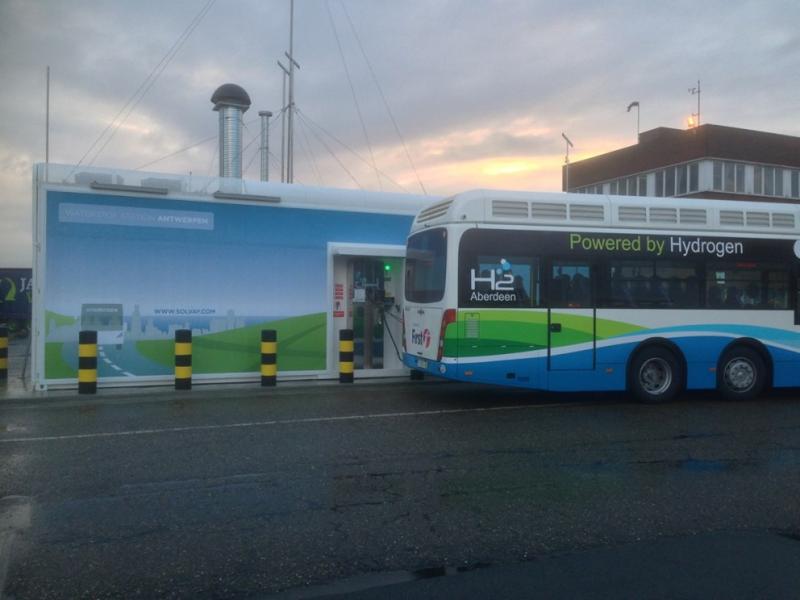 EU poskytne finanční prostředky na 600 vodíkových autobusů