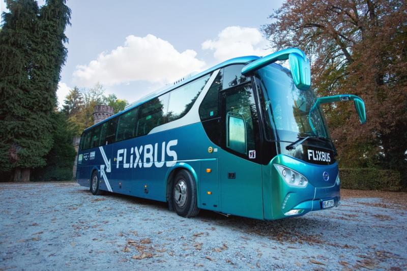 FlixBus vyjel s elektrickým autobusem na dálkovou linku v Německu