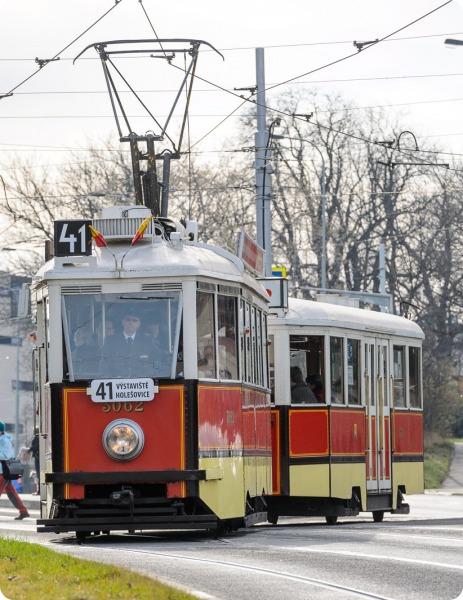 CZECHBUS potěší i příznivce veteránů