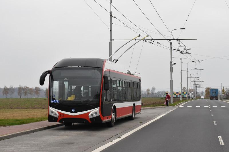 Nový trolejbus Škoda 32 Tr v Opavě