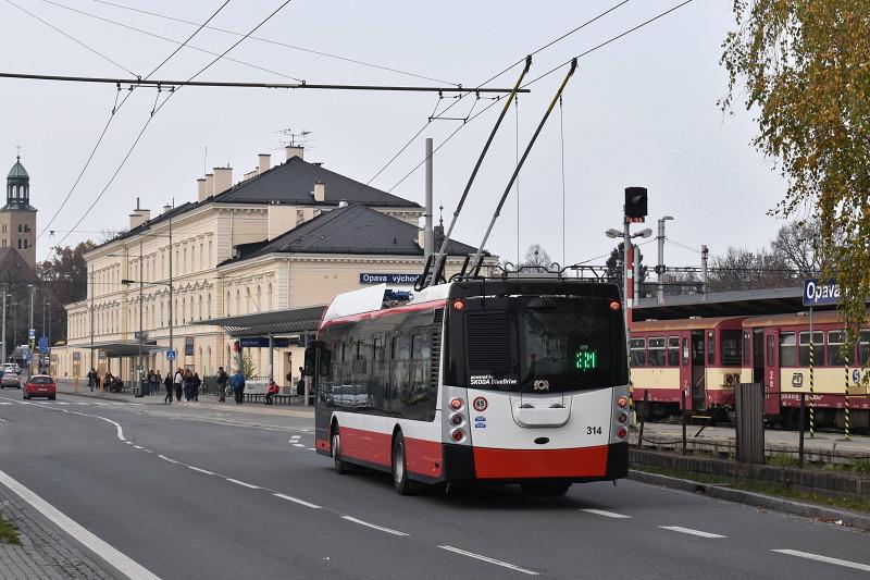 Nový trolejbus Škoda 32 Tr v Opavě