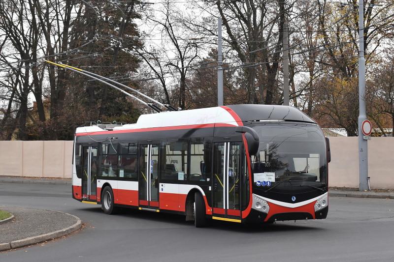 Nový trolejbus Škoda 32 Tr v Opavě