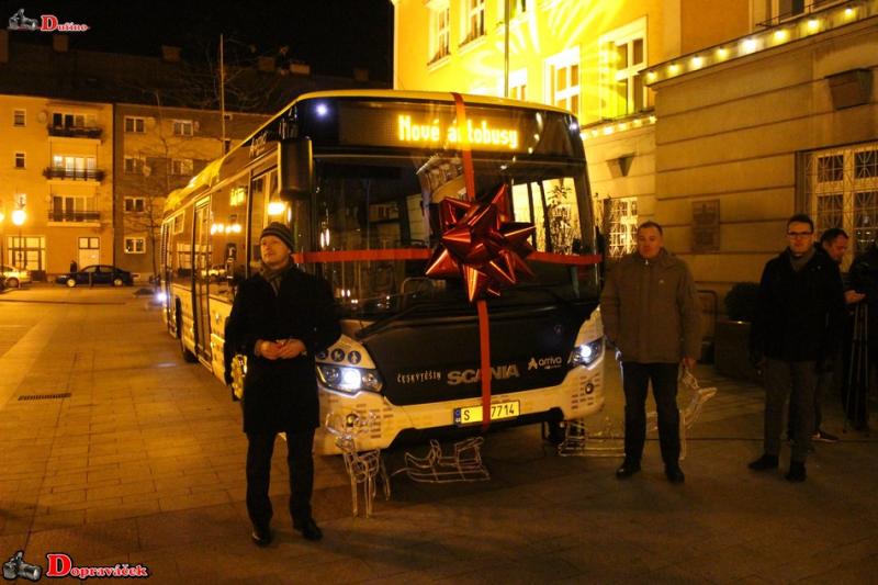 V Českém Těšíně vyjedou žluté autobusy Scania