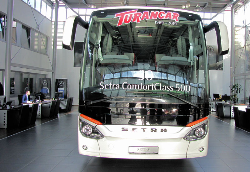 Třicet nových autokarů Setra ComfortClass pro TURANCAR