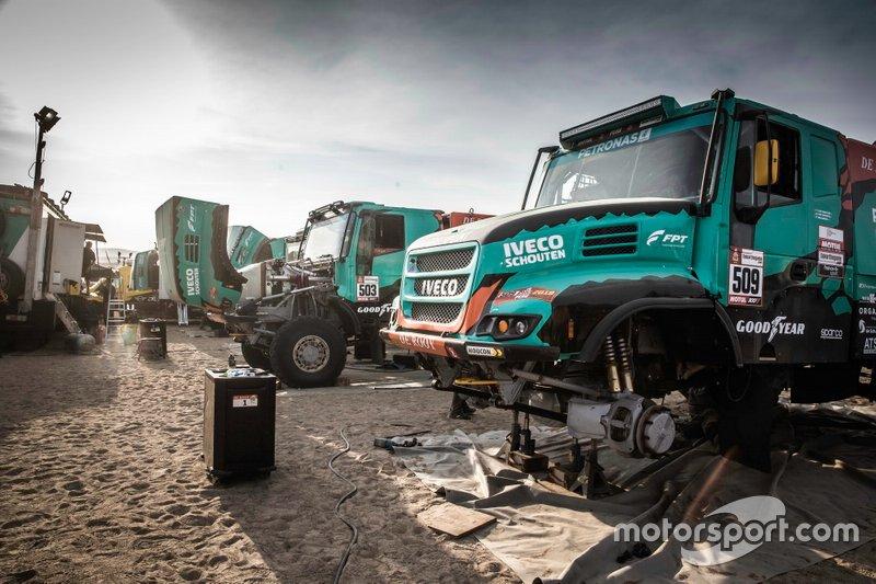 Tým PETRONAS De Rooy IVECO zakončil Rallye Dakar 2019 na stupni vítězů