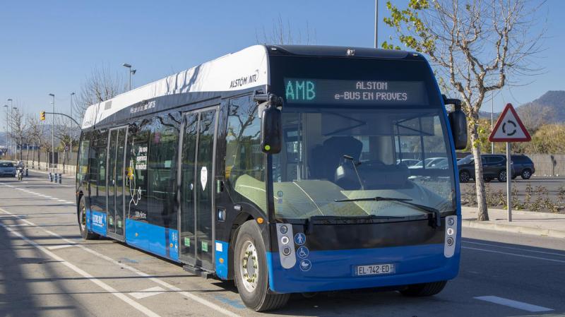 Aptis, autobus s nulovými emisemi inspirovaný tramvají