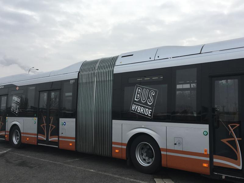 Pražský dopravní podnik otestuje hybridní autobus Volvo