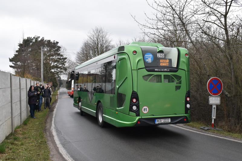 Testování průjezdnosti autobusů plzeňským Výsluním