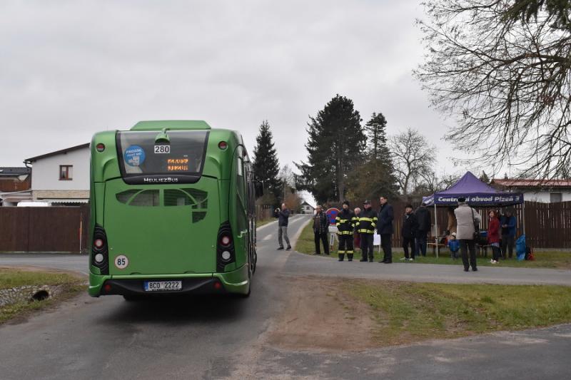 Testování průjezdnosti autobusů plzeňským Výsluním