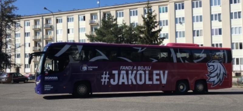 Oficiálním autobusem Českého hokeje je SCANIA