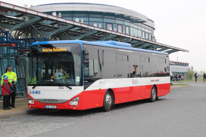 Z autobusového dne Pražské integrované dopravy  